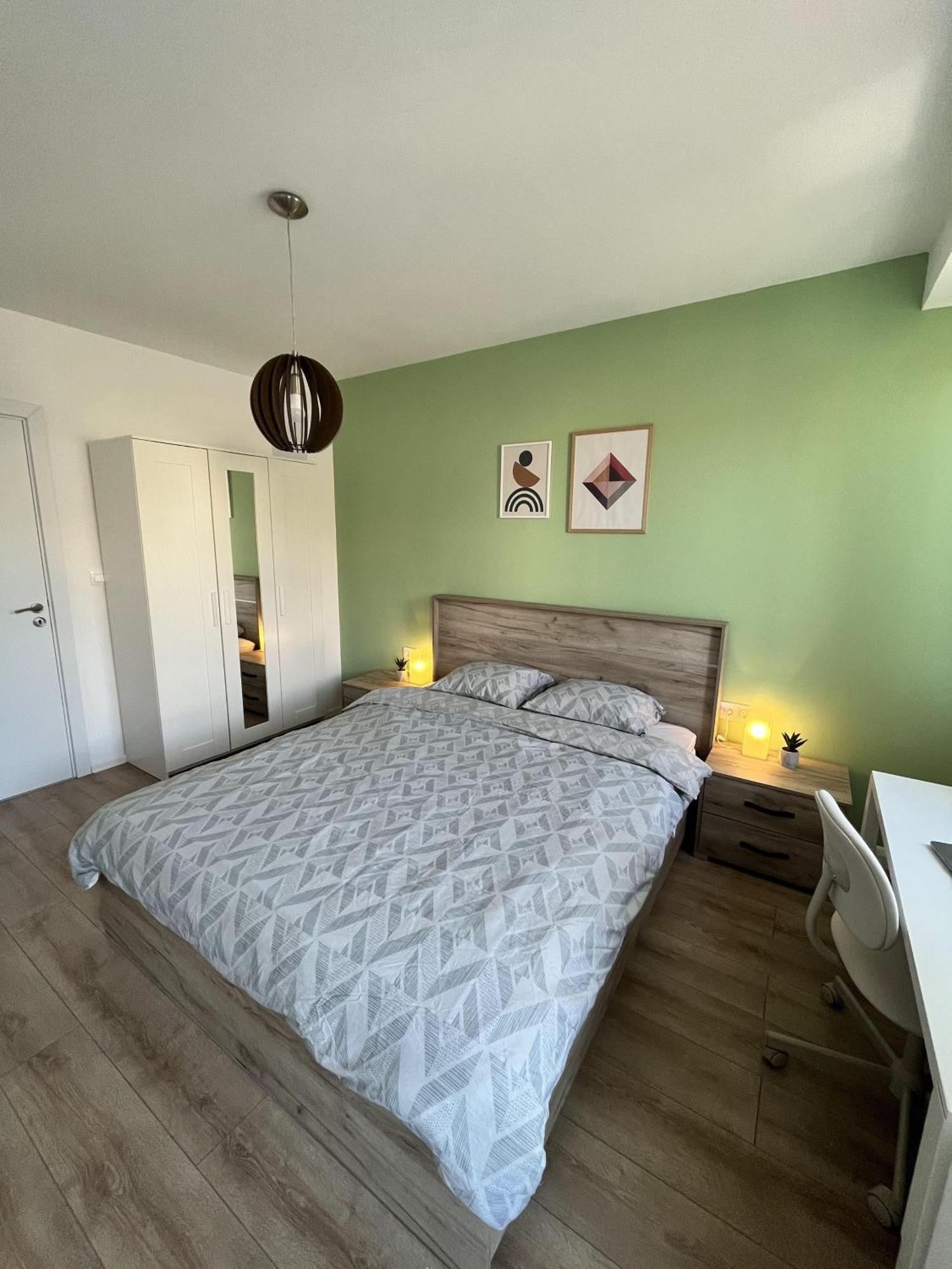 Central Cosy, Fully Renovated 2Bd Near The Cathedral Варна Экстерьер фото