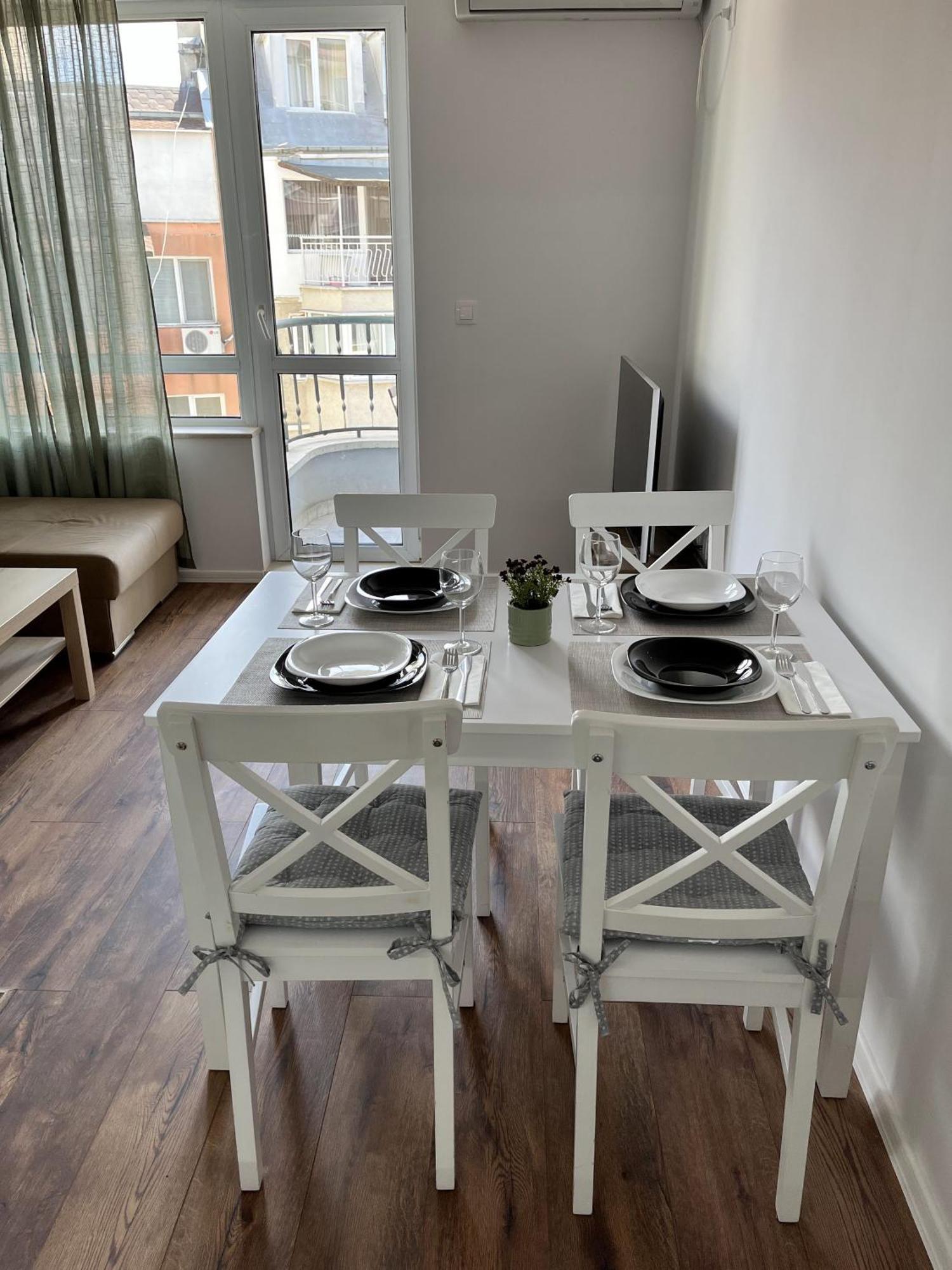Central Cosy, Fully Renovated 2Bd Near The Cathedral Варна Экстерьер фото