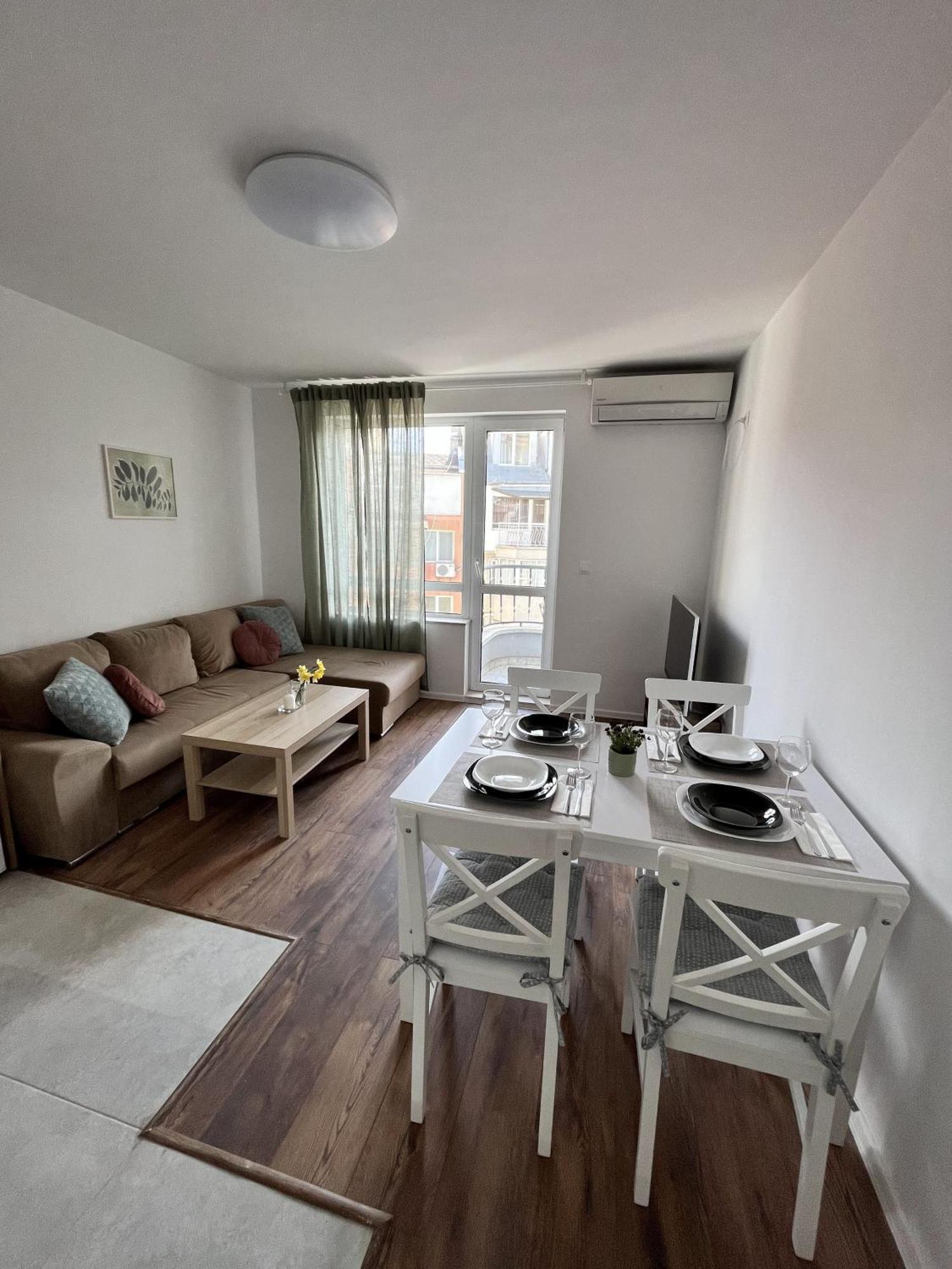 Central Cosy, Fully Renovated 2Bd Near The Cathedral Варна Экстерьер фото
